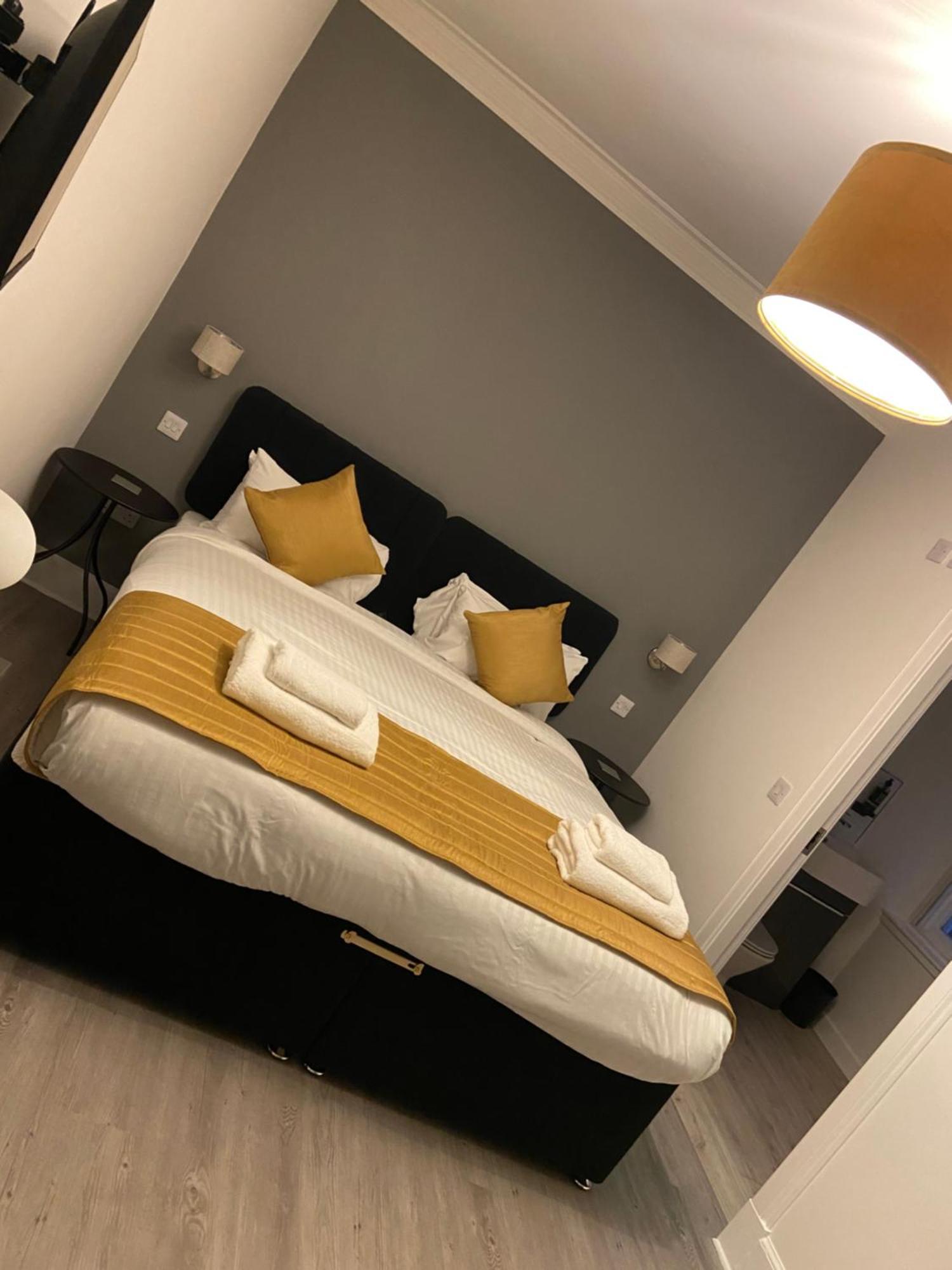 The Station Hotel Alness Esterno foto