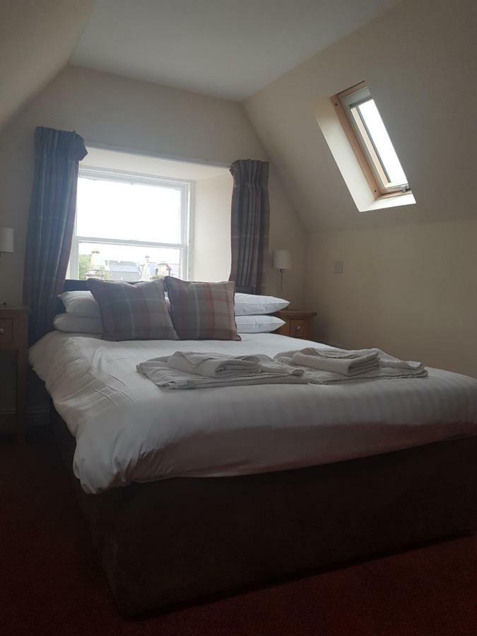 The Station Hotel Alness Esterno foto